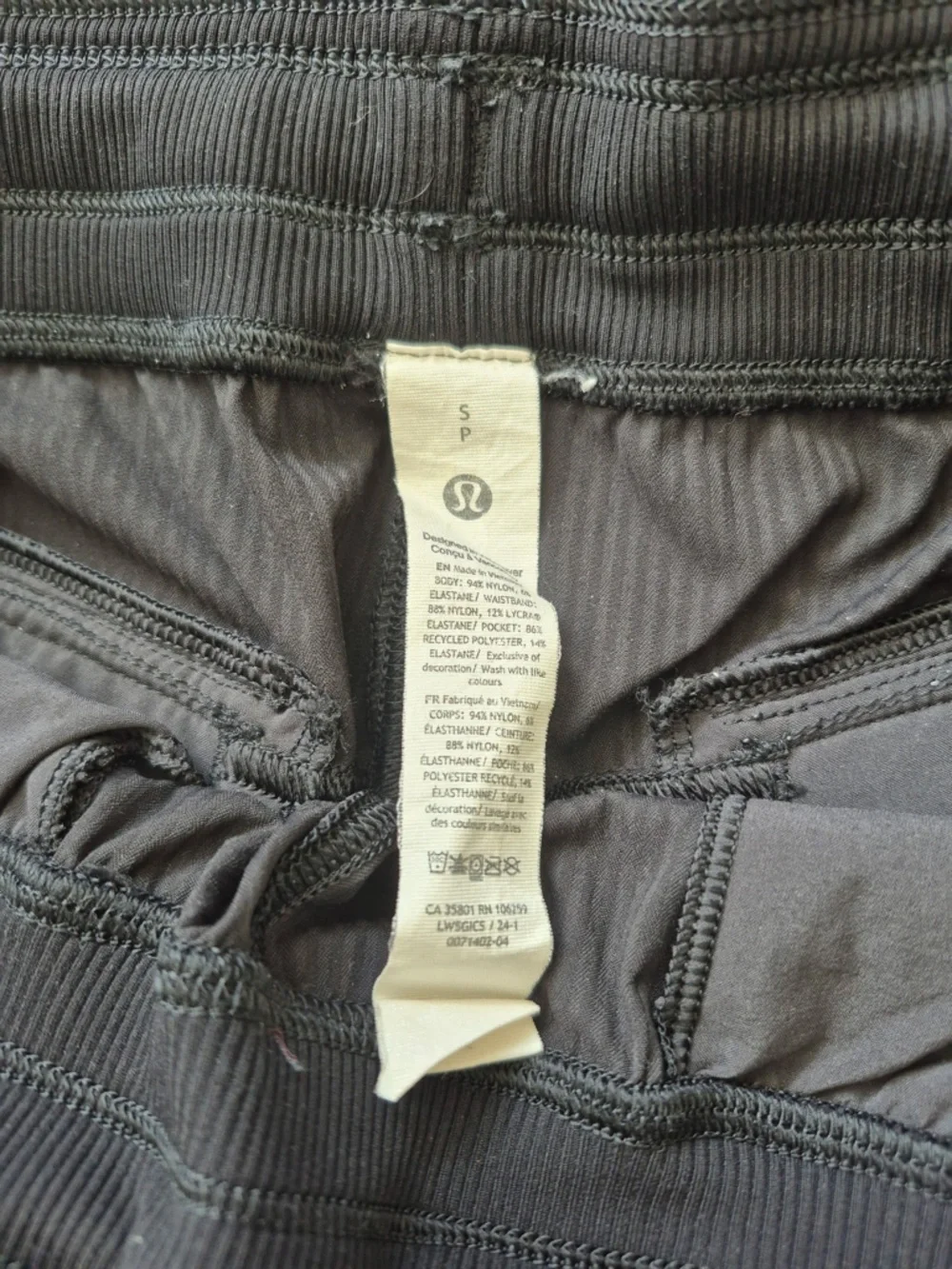 Women’s Lululemon Cargo Jogger Pants - Picture 3 of 3